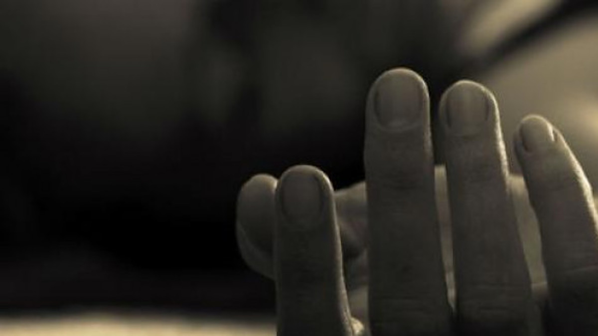 Σοκάρει η 11χρονη: Ο πατέρας μου έσπρωξε τη μάνα μου από το μπαλκόνι!