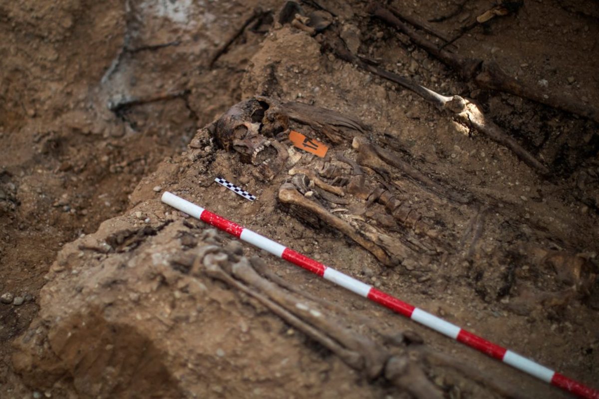 Ισπανία: Φρίκη από το παρελθόν – Κι άλλοι ομαδικοί τάφοι από την περίοδο του εμφυλίου [pics]