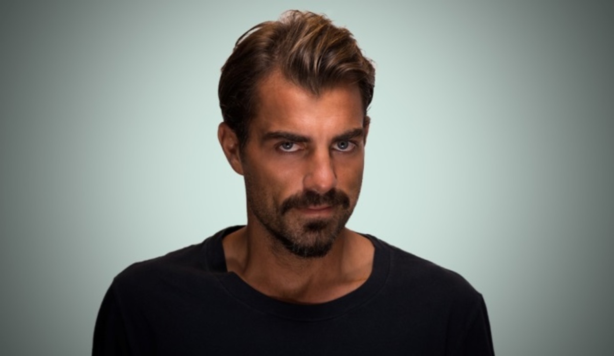 Santo Stelio: Τι τηλεθέαση έκανε η πρεμιέρα του Στέλιου Χανταμπάκη στον ΣΚΑΪ;