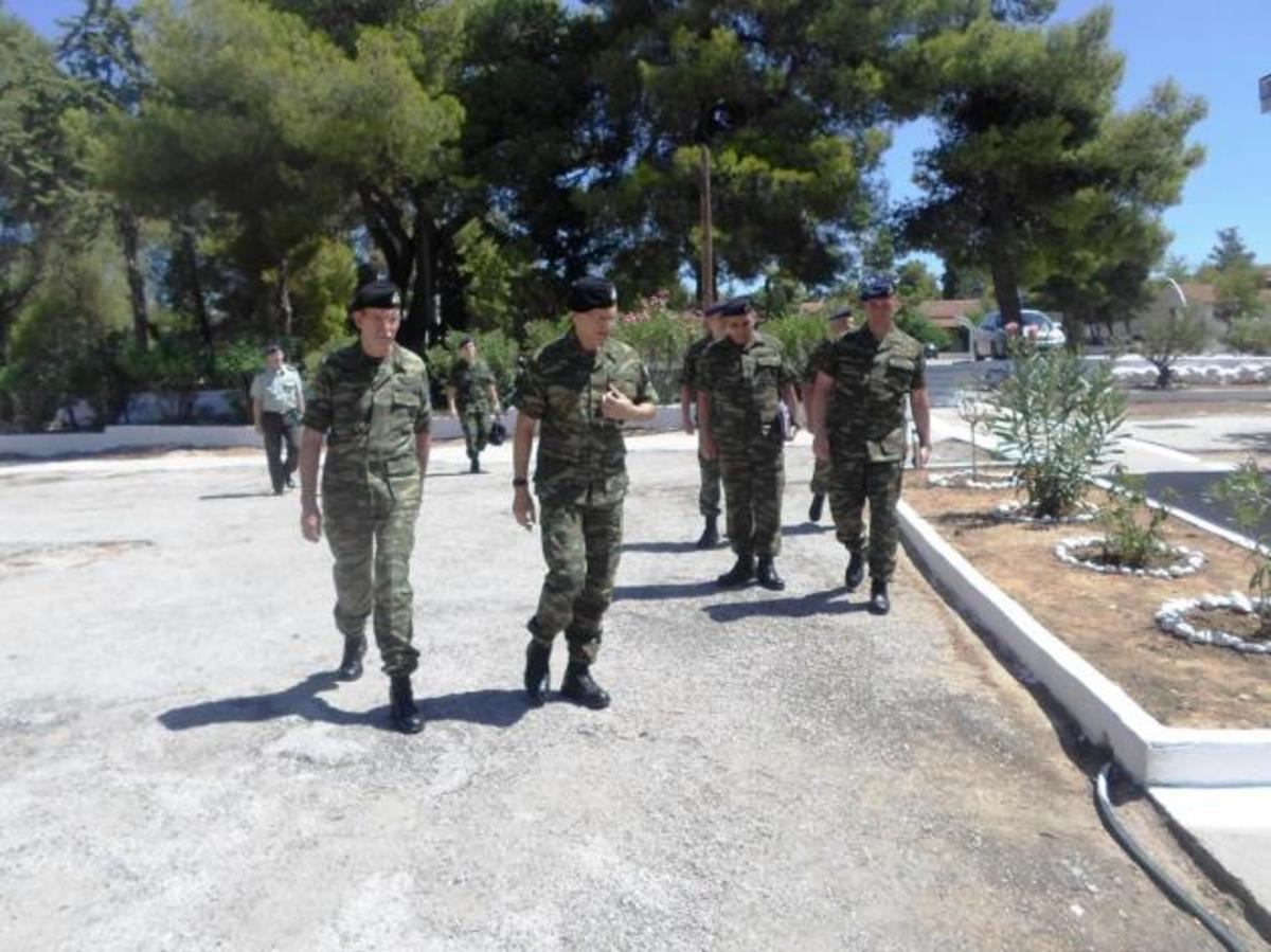 Γιατί ο Αρχηγός Στρατού  Αντιστράτηγος Αλκιβιάδης Στεφανής  επισκέφθηκε τη Στρατονομία