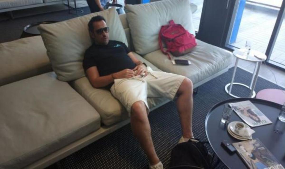 Θ. Γεωργαντάς: Τον πήρε ο ύπνος στο αεροδρόμιο!