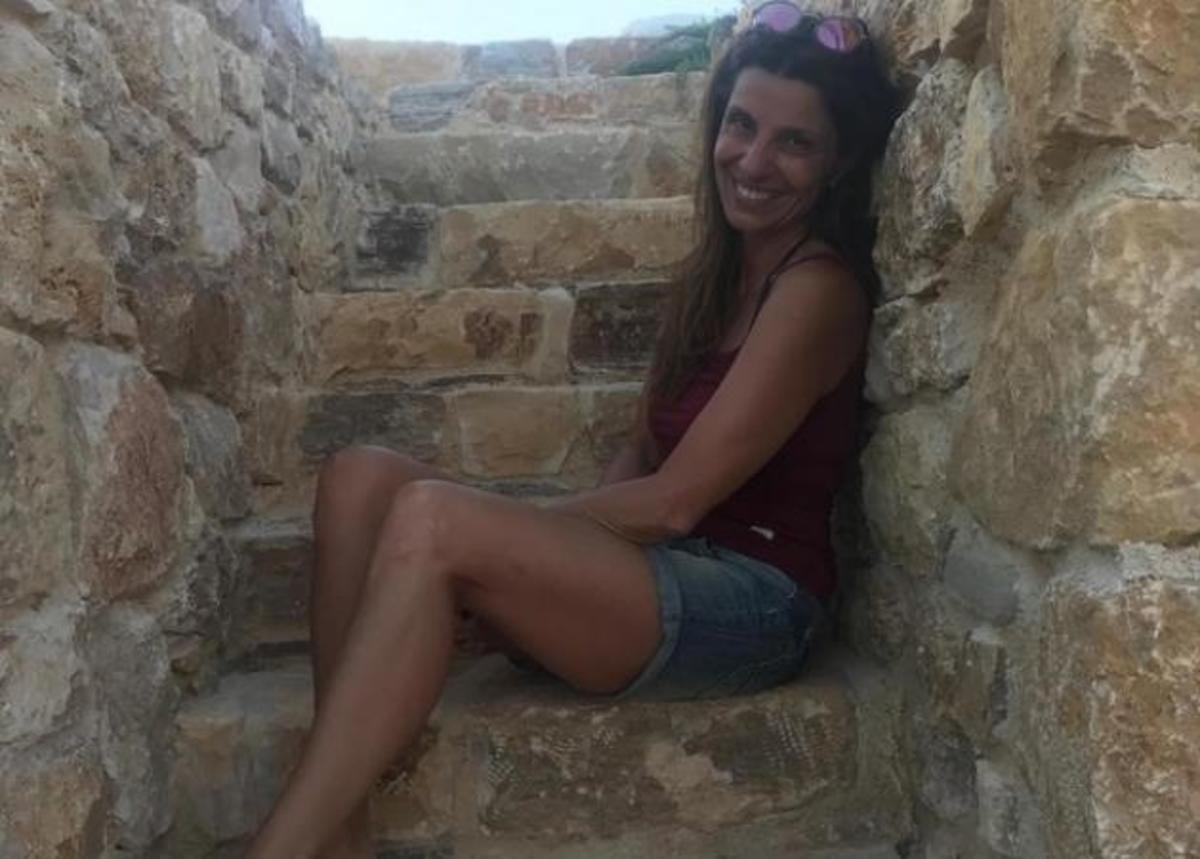 Πόπη Τσαπανίδου: Διακοπές στα ελληνικά νησιά με τις κόρες της! [pics]