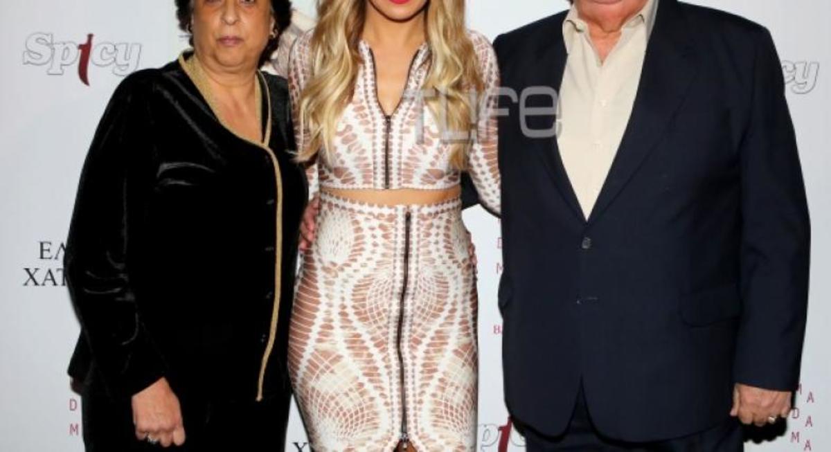 Τροχαίο για  Ελληνίδα τραγουδίστρια- Ήταν στο αυτοκίνητο μαζί με τον πατέρα της! Φωτογραφίες