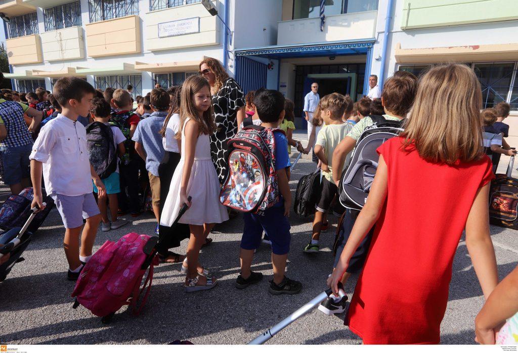 Λάρισα: Πρεμιέρα στα σχολεία με προβλήματα – Ξεκίνημα με κενά εκπαιδευτικών!