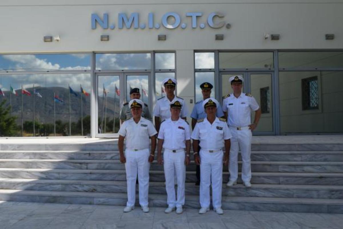 Ο Αρχηγός ΓΕΕΘΑ με τον Νορβηγό ομόλογό του στην Κρήτη [pics]