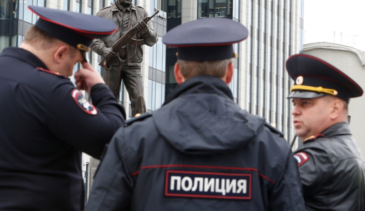 Ρωσία: Συνελήφθη Τσετσένος που διωκόταν για ομοφυλοφιλία και προσπαθούσε να επιστρέψει στην Ολλανδία