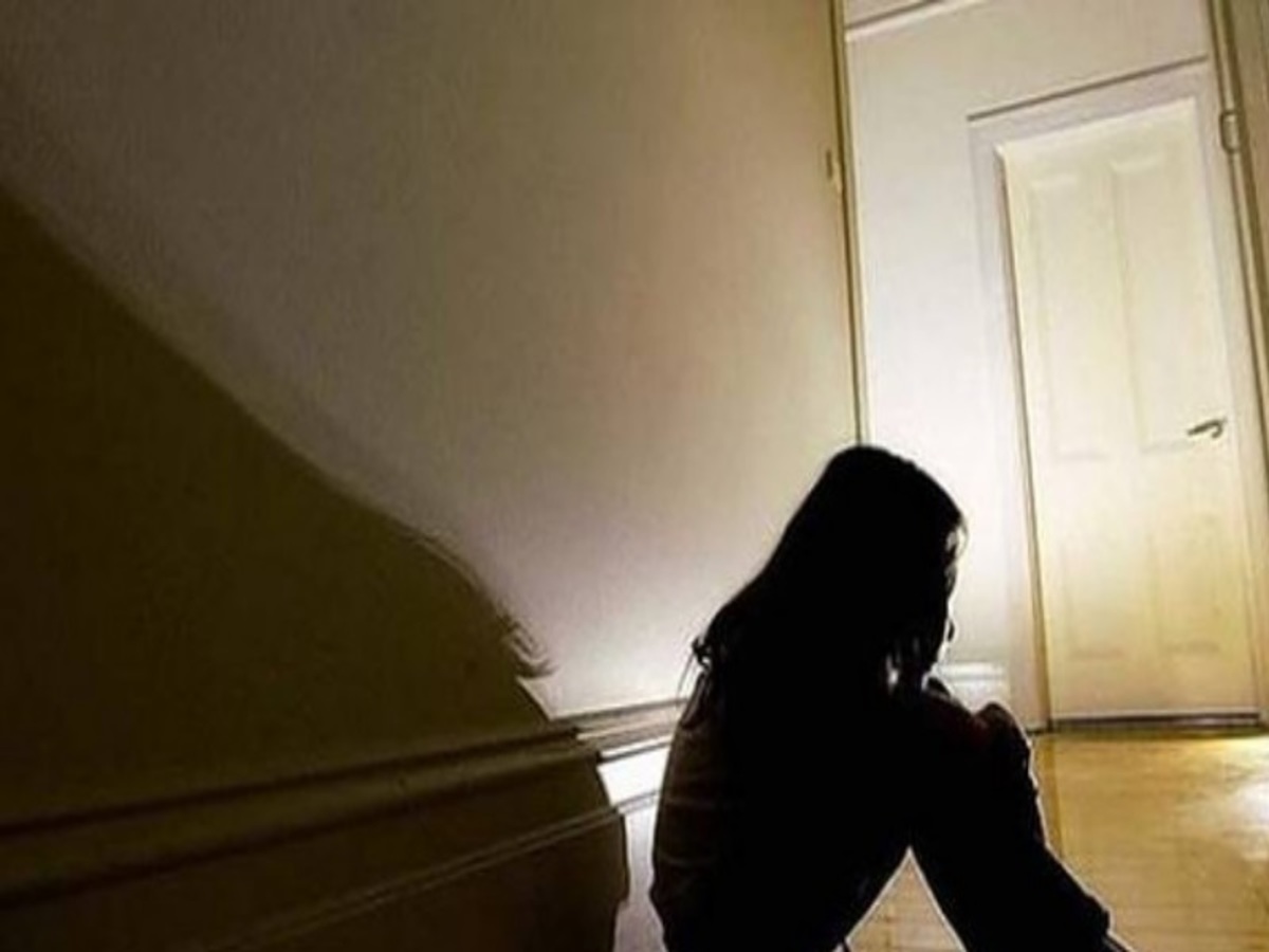 Συγκλονίζει η υπόθεση βιασμού 10χρονης από τον πατριό της! Ανατριχιαστικές αποκαλύψεις