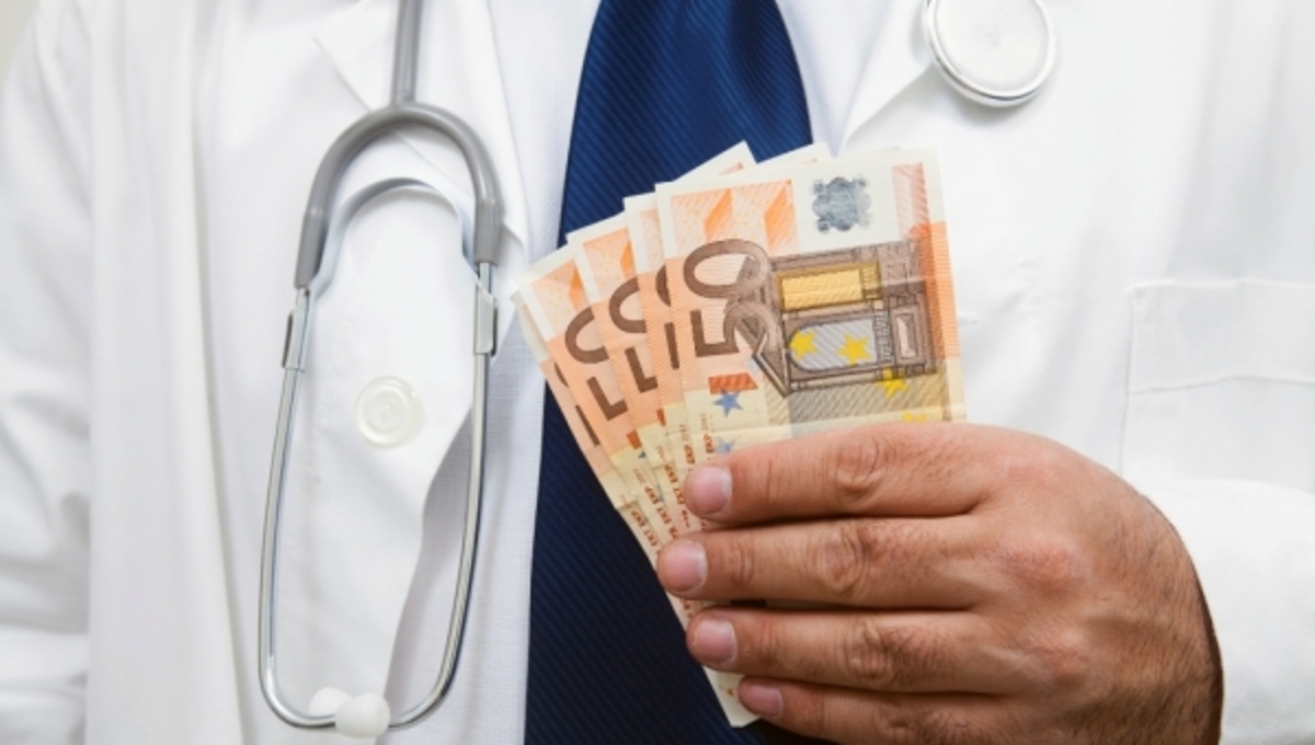 Νοσοκομείο Αλεξανδρούπολης: Σε αργία οι δύο γιατροί για παράνομες συνταγογραφήσεις – 2,5 εκατ. ευρώ η ζημιά στο Δημόσιο