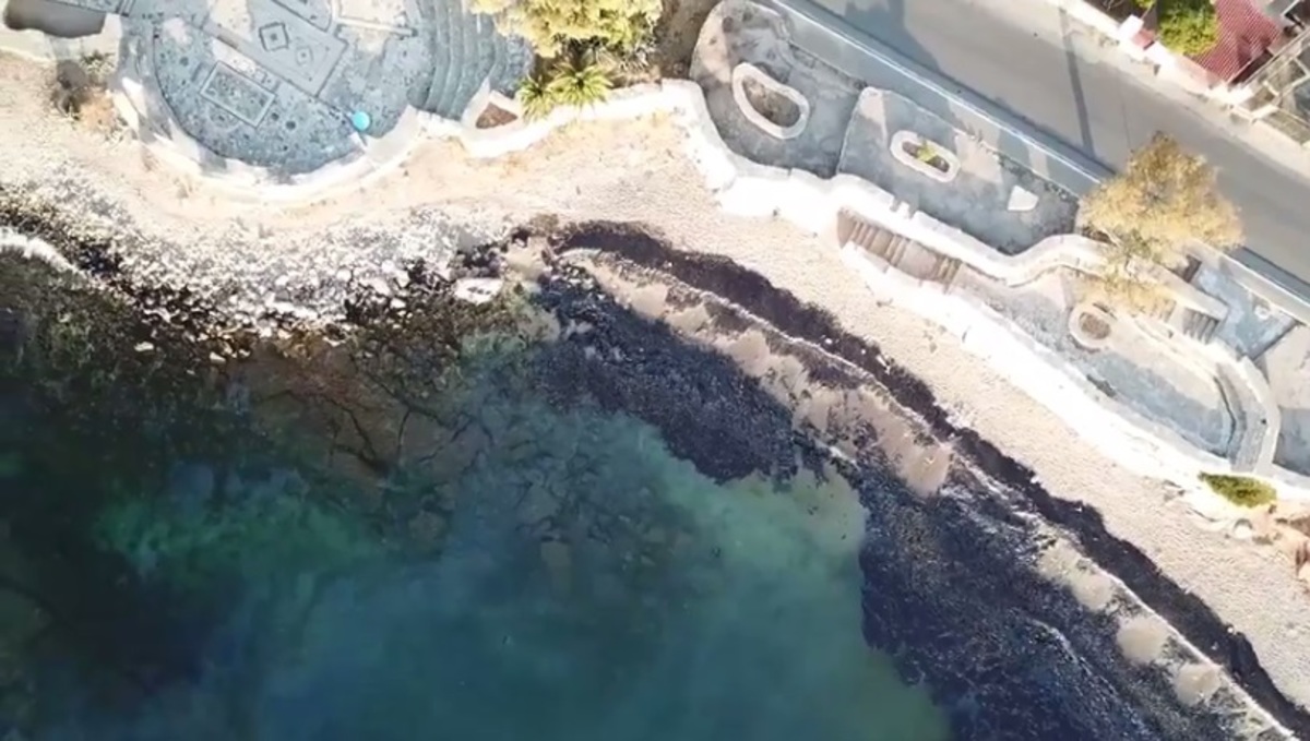 Σαλαμίνα: Τεράστια η περιβαλλοντική καταστροφή! Συγκλονιστικές εικόνες από drone [vid]