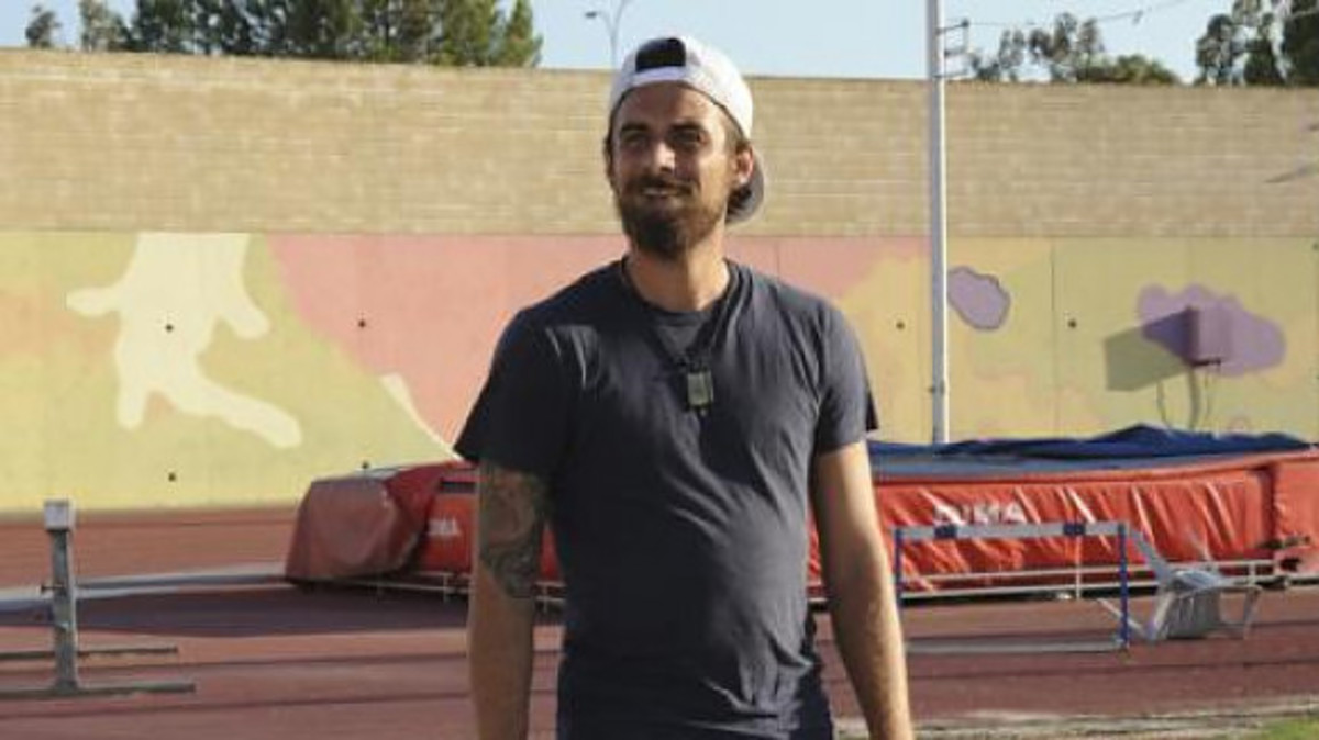 Ο «τρελός» Κύπριος μαζί με πρώην παίκτες του «Survivor» για φιλανθρωπικό σκοπό! [pics]