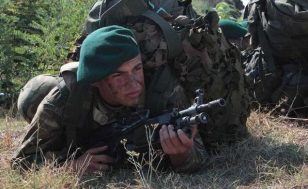 ΔΕΘ: Καταδρομείς θα κάνουν καταρρίχηση από τον Πύργο του ΟΤΕ