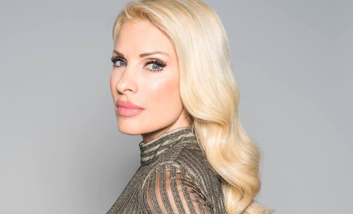 Ελένη Μενεγάκη: “Δεν αντέχω να είμαι μαζί σας μόνο 2 ώρες”!