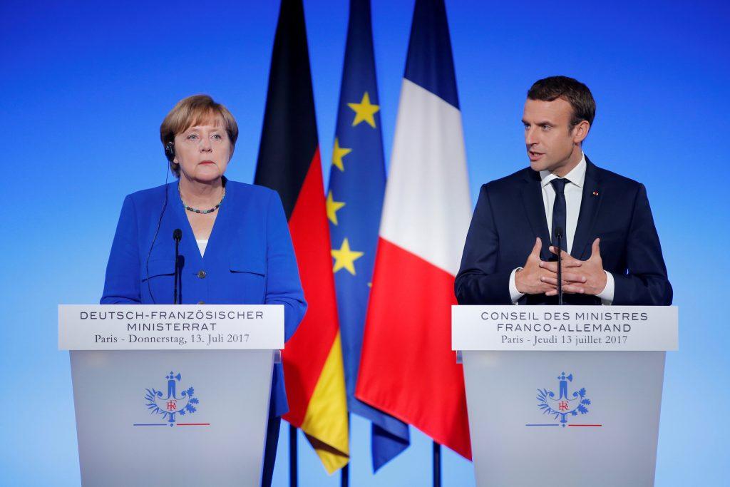 Μέρκελ: Πορευόμαστε μαζί με την Γαλλία για το μέλλον της Ευρώπης