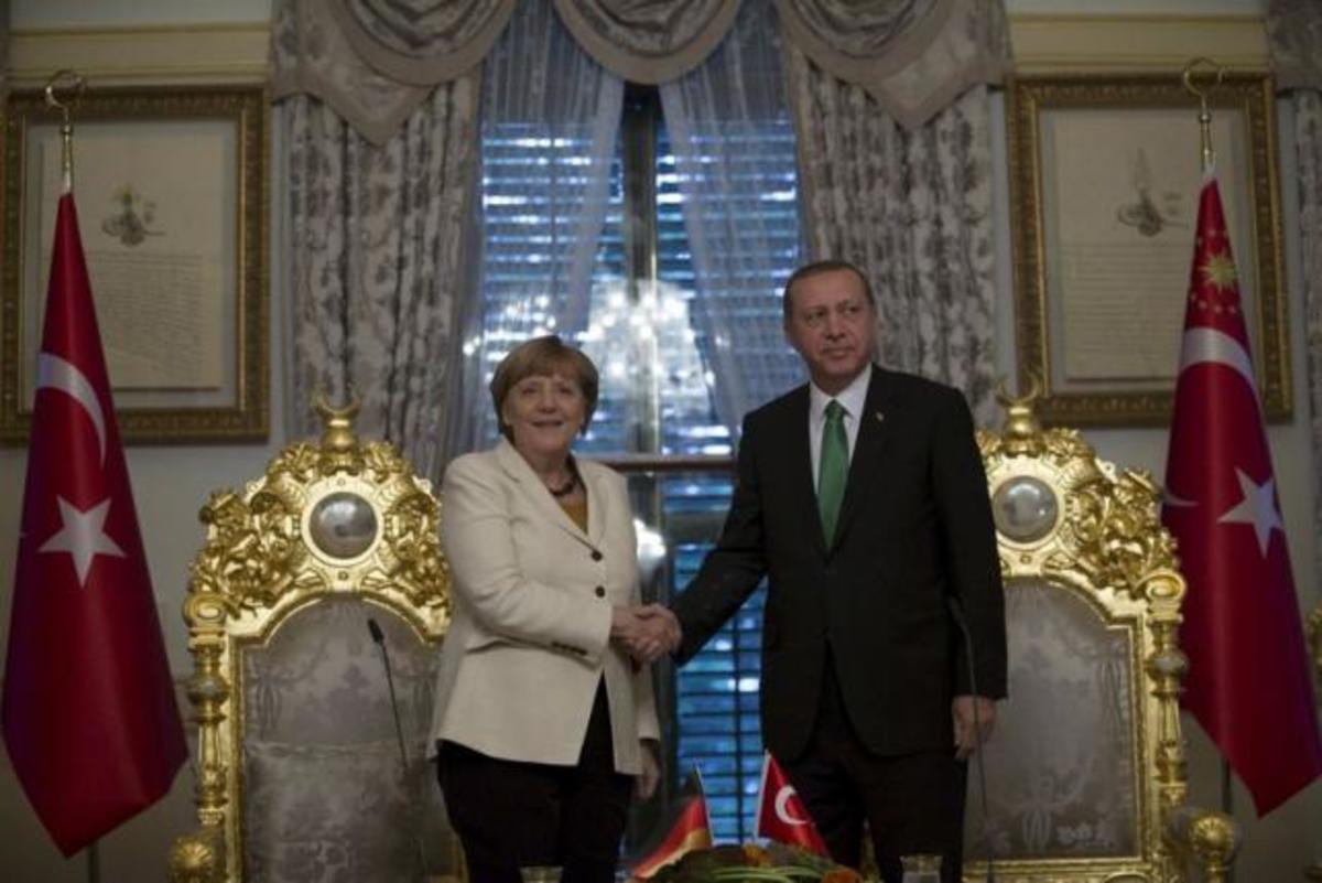Νέα επίθεση της Μέρκελ στην Τουρκία – Σιγοντάρει η Γαλλία