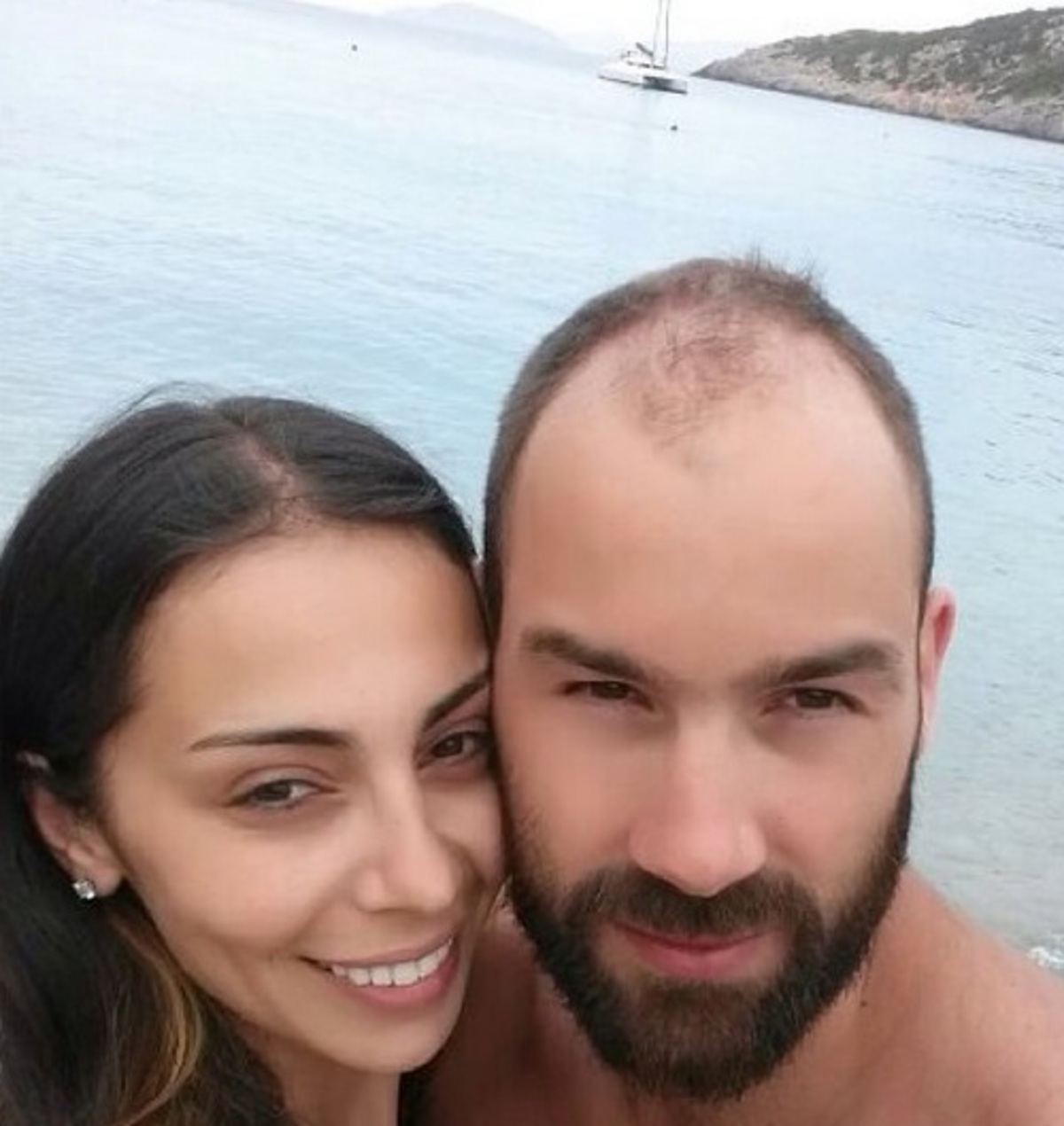 Oλυμπία Χοψονίδου: Ποζάρει με τη νεογέννητη κόρη της! [pics]