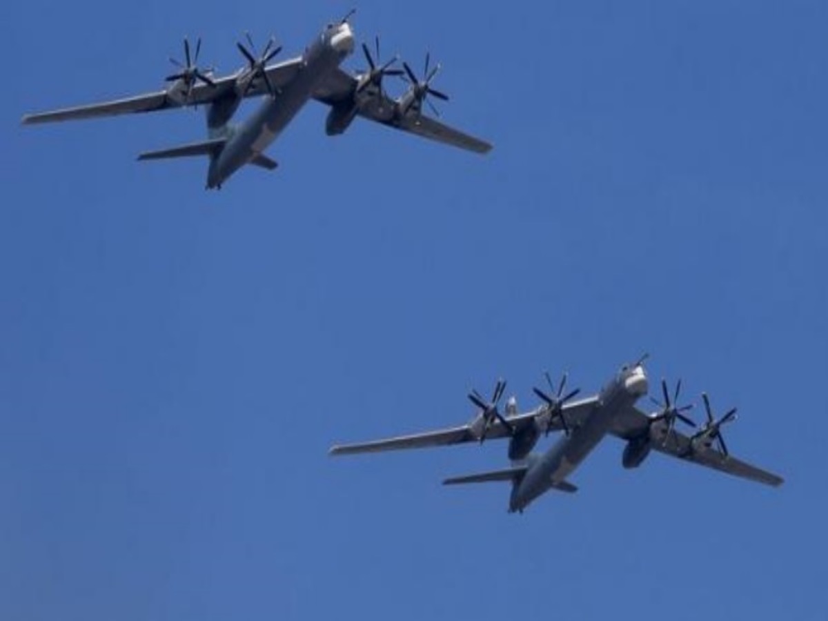 Ρωσικά βαριά βομβαρδιστικά… τρομοκρατούν τους τρομοκράτες [vid]