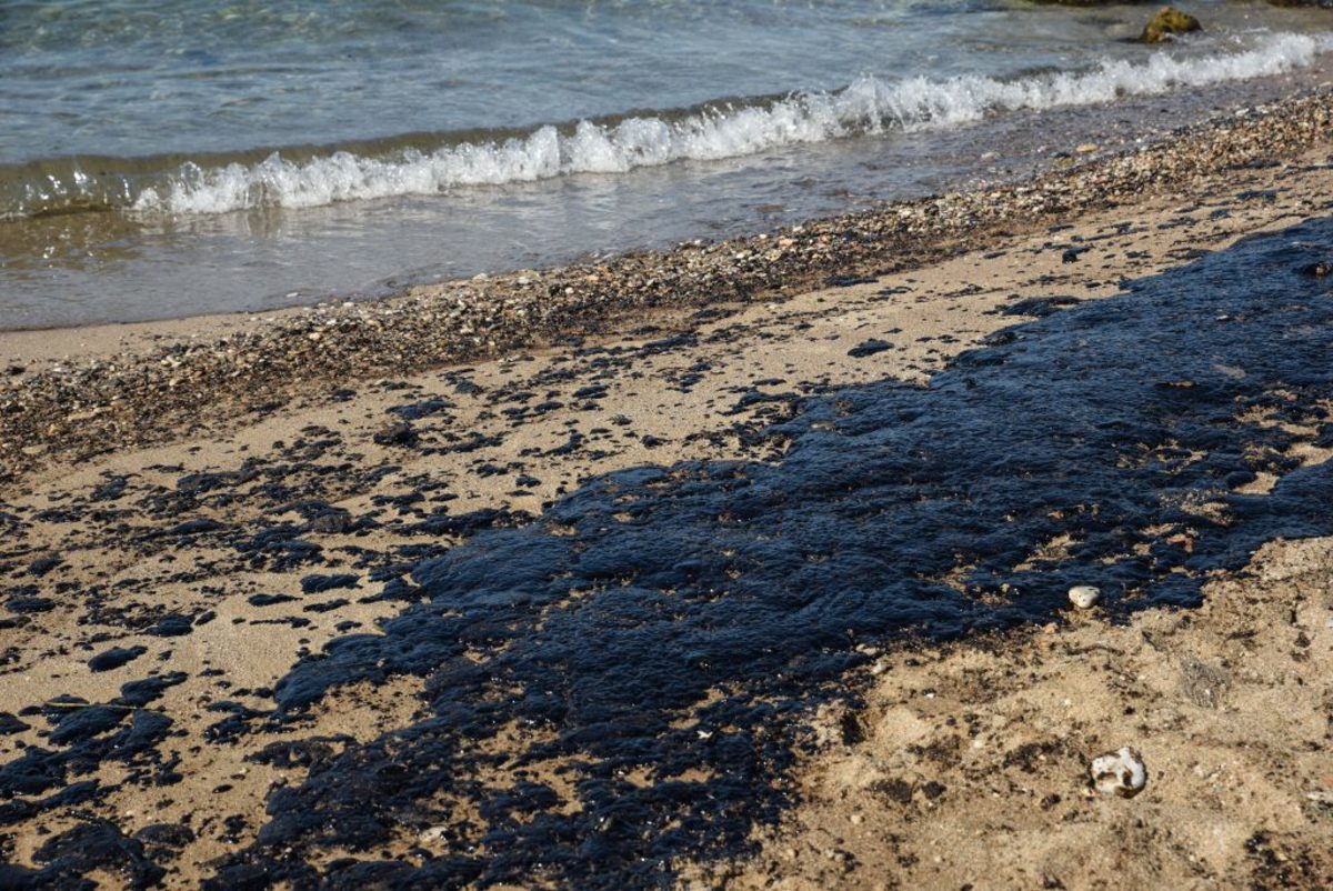 Σύσκεψη υπό τον πρωθυπουργό για τον Σαρωνικό – Τι εντολές έδωσε