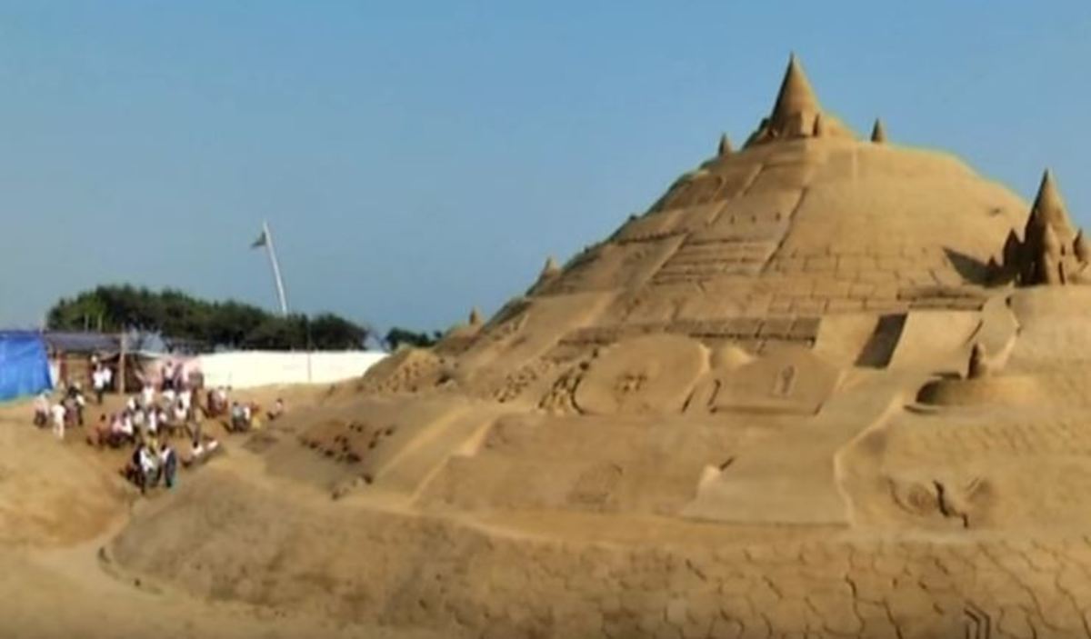 Το ψηλότερο έργο τέχνης με άμμο