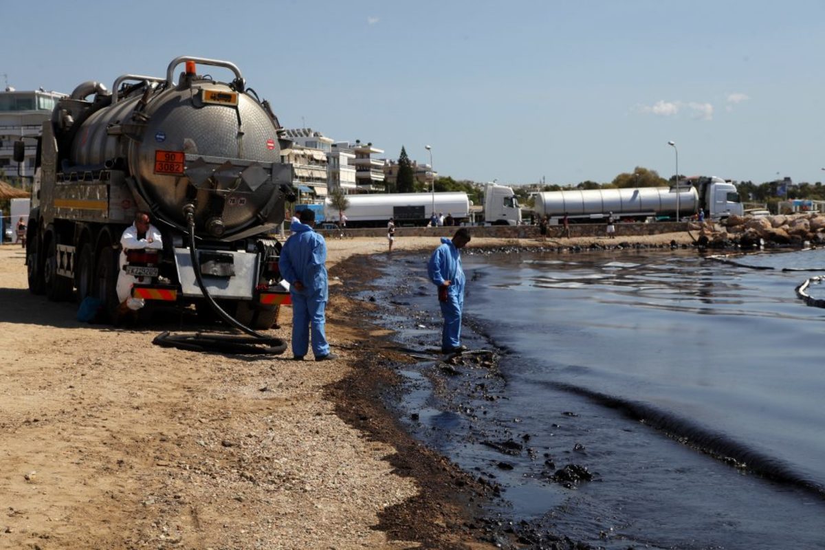 “Spanopoulos Group”:  Όλες οι λεπτομέρειες για την πορεία απορρύπανσης από την πετρελαιοκηλίδα