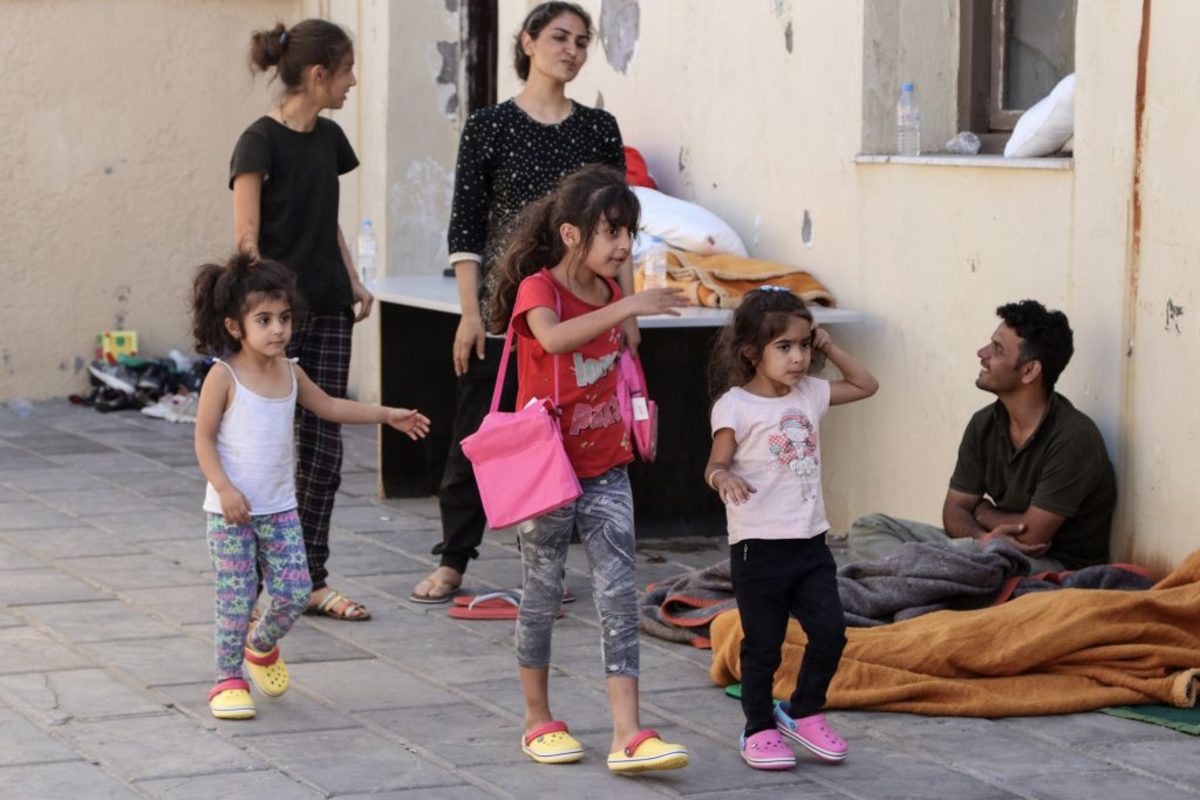 Κρήτη: Αίσιο τέλος για τους 44 πρόσφυγες που είχαν εγκλωβιστεί στο νησάκι Παξιμάδια [pics]