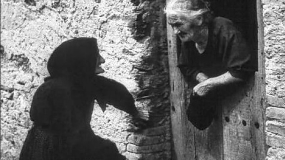 Άγριο ξύλο μεταξύ δύο γιαγιάδων! Στο νοσοκομείο 84χρονη, καταζητείται 70χρονη