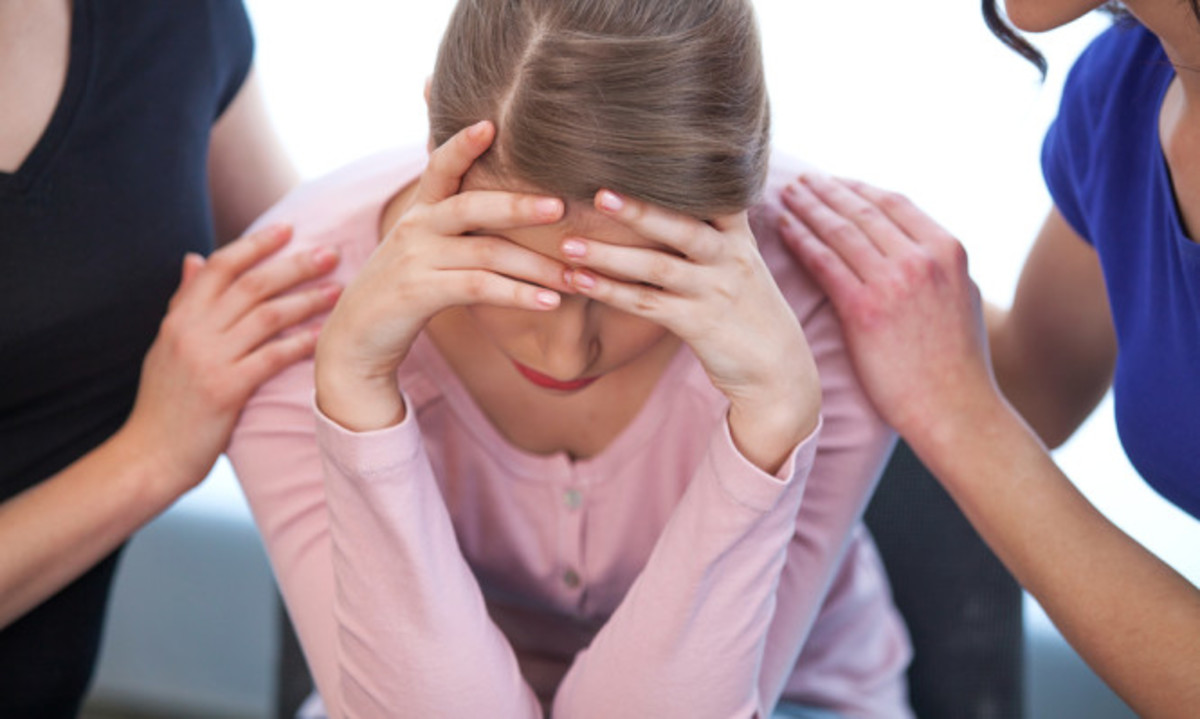 Τι λέξεις και φράσεις πρέπει να λέτε σε όποιον έχει κρίση πανικού