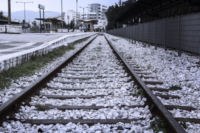 Βοιωτία: Τρένο διαμέλισε νεαρό στις ράγες – Σοκάρει η τραγωδία στα Οινόφυτα!