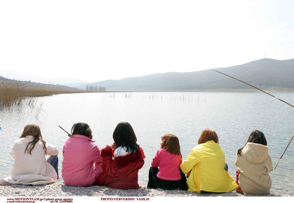 Φλώρινα: Μηνυτήρια αναφορά για ρύπανση της λίμνης Βεγορίτιδας – “Πέφτουν λύματα 5 οικισμών”!