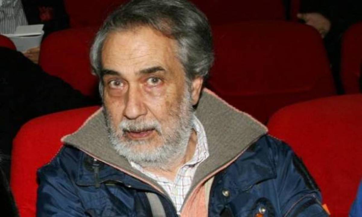Λύγισε ο Κώστας Αρζόγλου – Του κάνουν έξωση από το θέατρο Underground