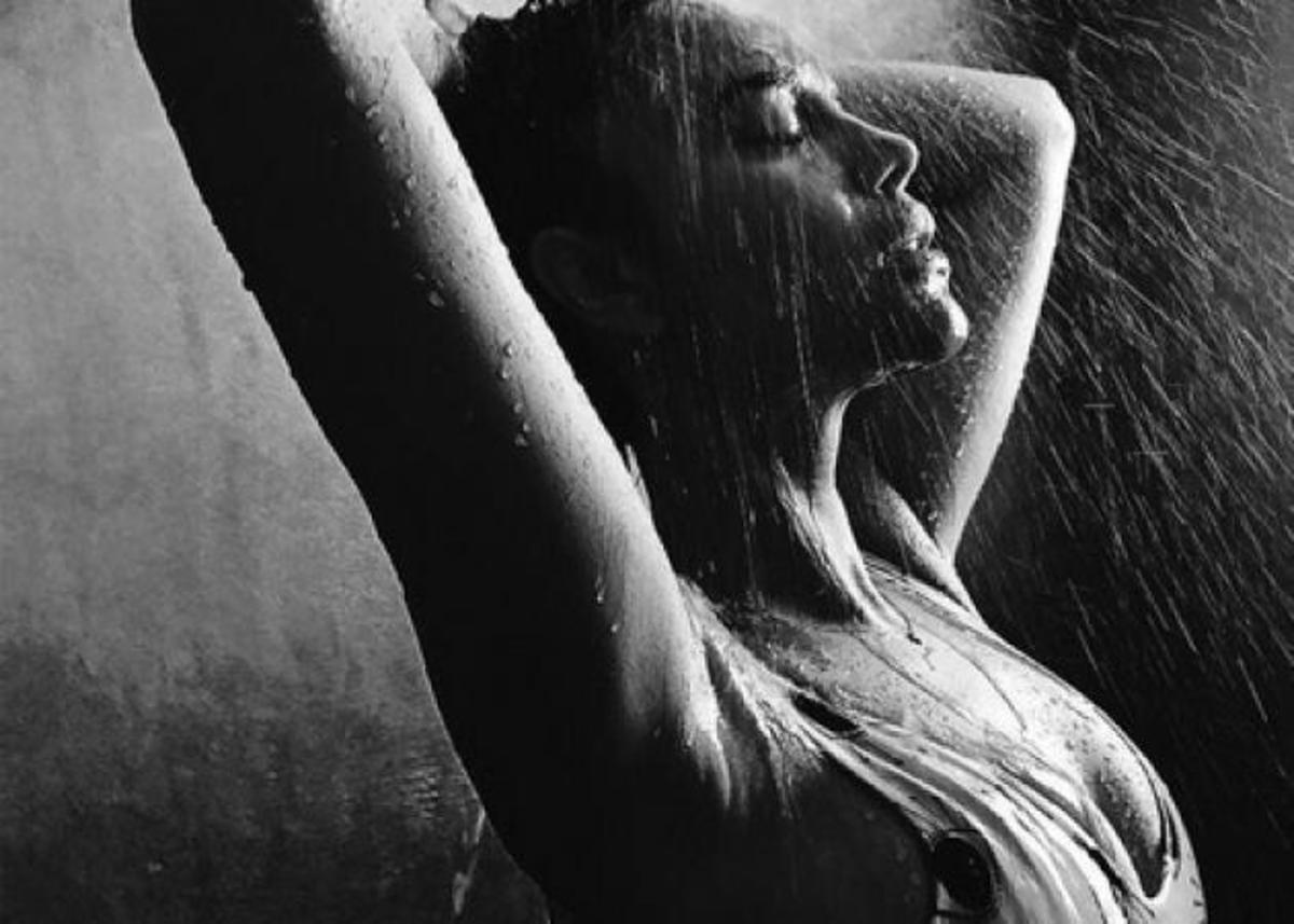 Η Πηνελόπη Πλάκα μας δείχνει την πιο σέξι πλευρά της! [pics]