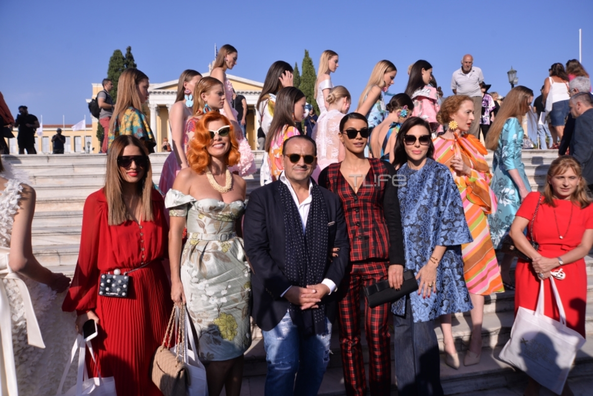 Οι celebrities στο fashion show του Βασίλη Ζούλια στο Ζάππειο! [pics]