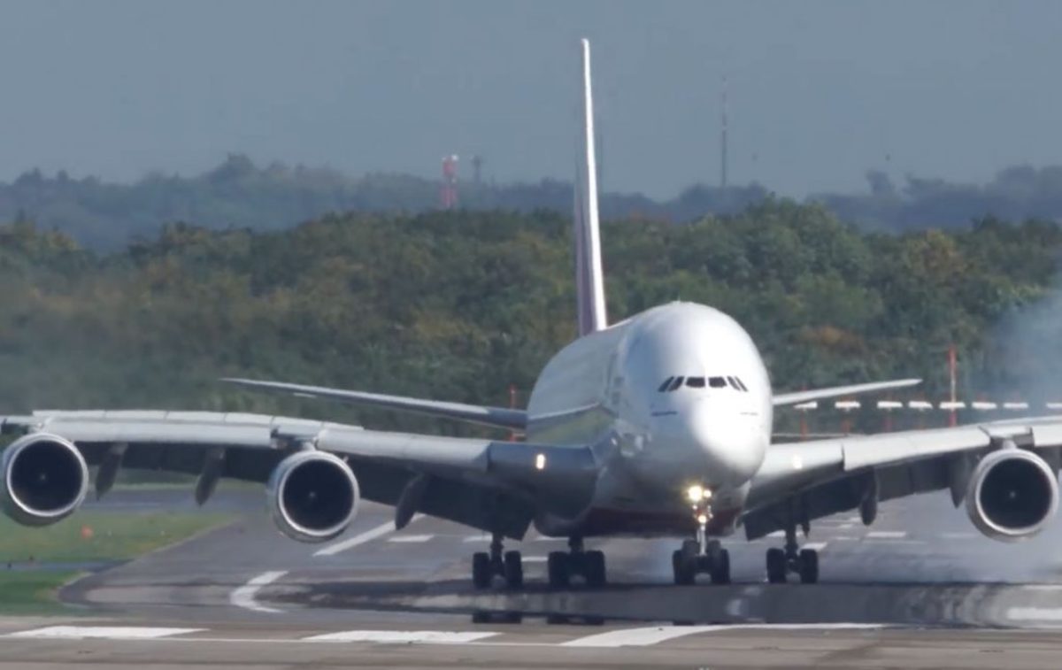 Κόλαση στην προσγείωση για Airbus Α380!