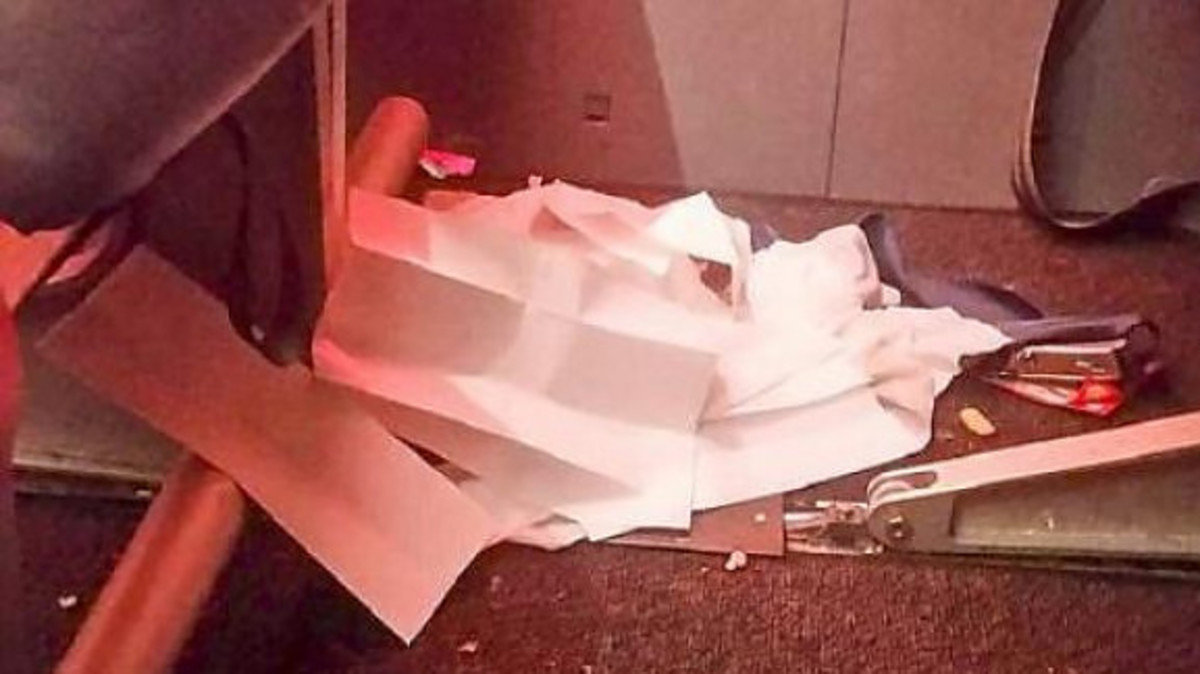 Χαμός σε πτήση! Τι «έκρυβε» το κάθισμα και ξεσηκώθηκαν οι επιβάτες [pics]