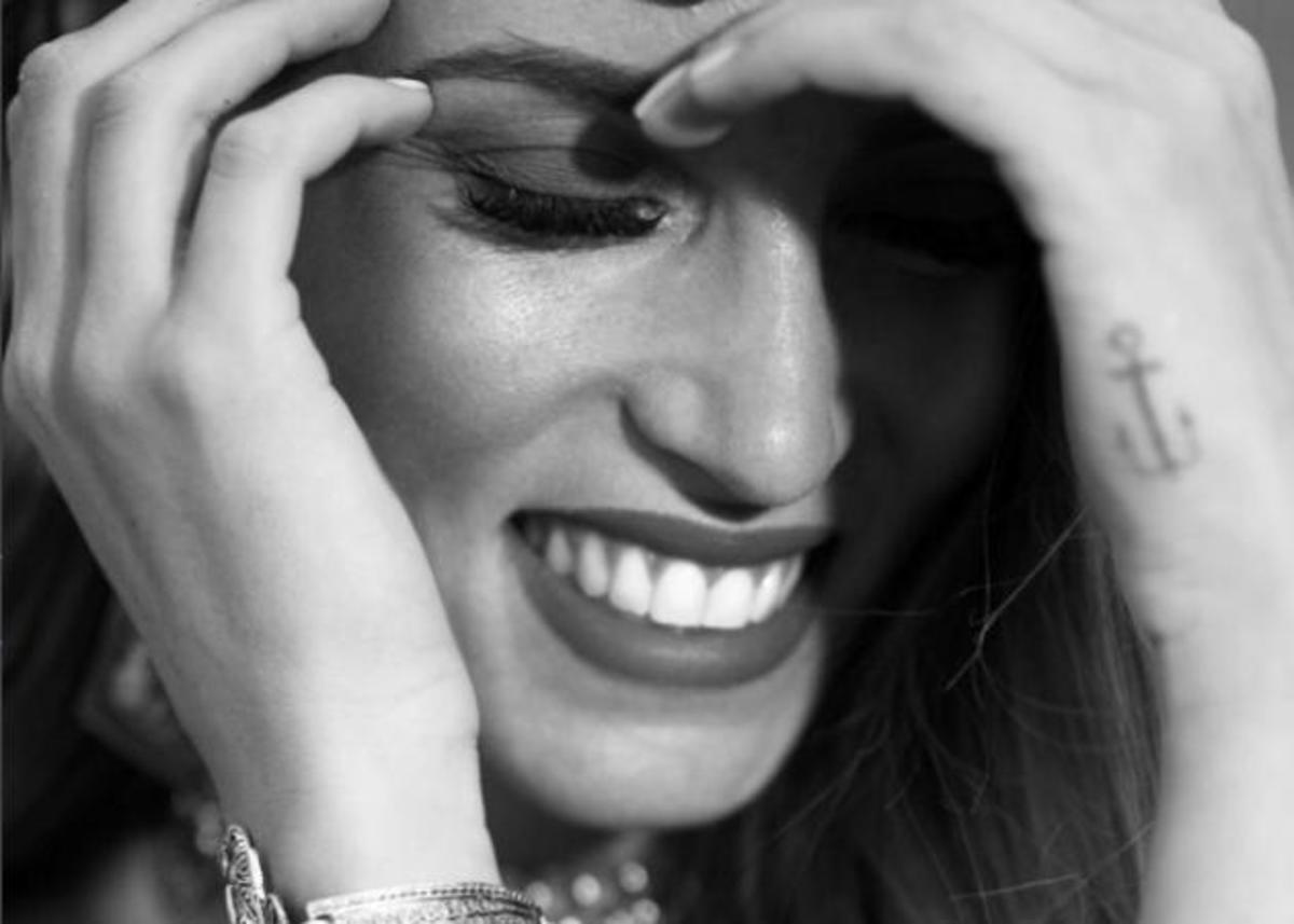 Αθηνά Οικονομάκου: Βόλτες στο κέντρο της Αθήνας, στον τέταρτο μήνα της εγκυμοσύνης της! [pic]