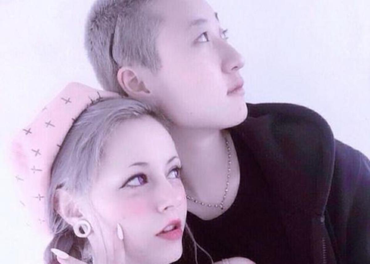 Η κόρη του Jackie Chan δηλώνει τη σεξουαλικότητά της