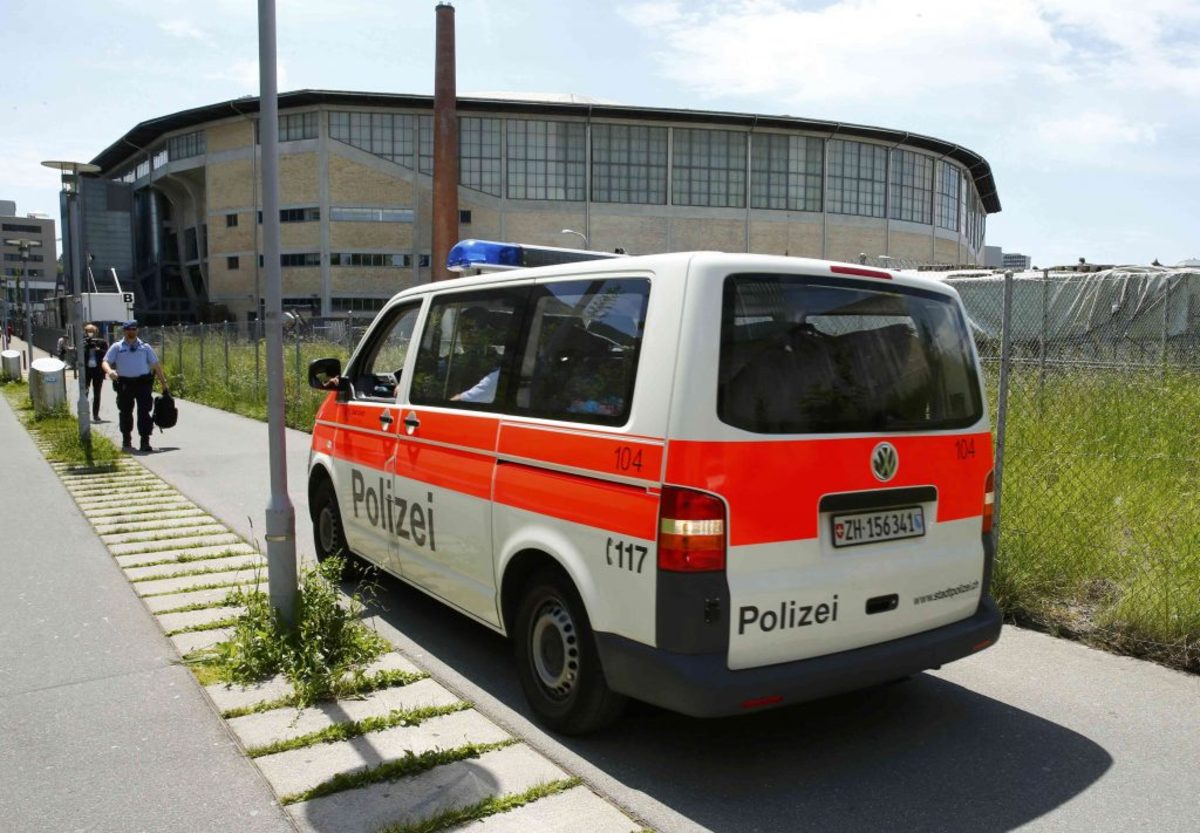 Ελβετία: Νεκρός από πυρά αστυνομικού πρόσφυγας – Απειλούσε με μαχαίρι άλλους δύο πρόσφυγες