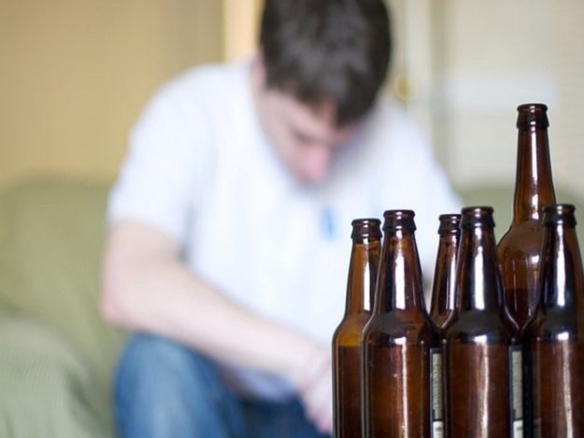 Ανδρέας Ξανθός: Υψηλή η κατανάλωση αλκοόλ μεταξύ εφήβων και κατοίκων της επαρχίας!