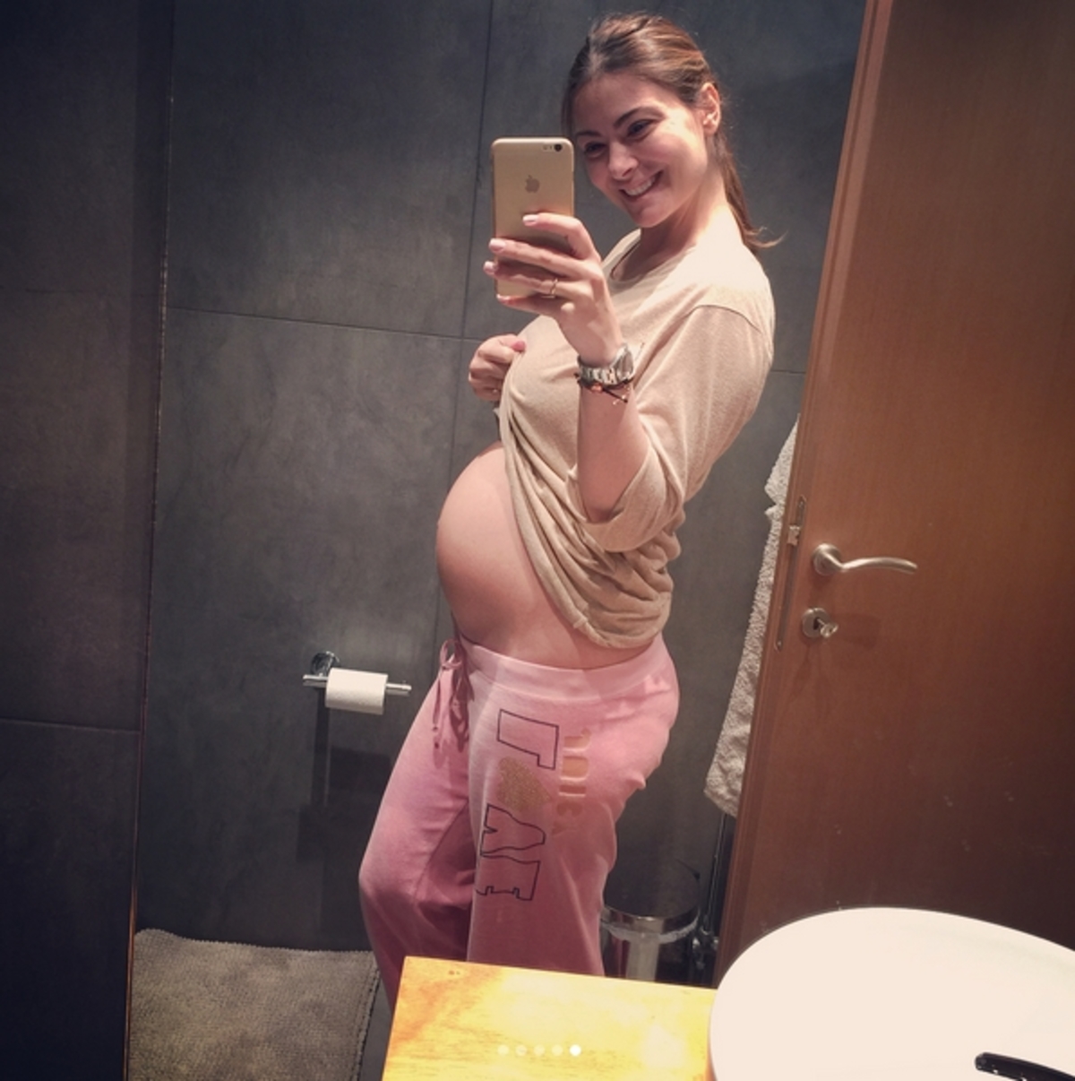 Δέσποινα Καμπούρη: Θυμάται τις καλύτερες στιγμές από τις εγκυμοσύνες της! [pics]