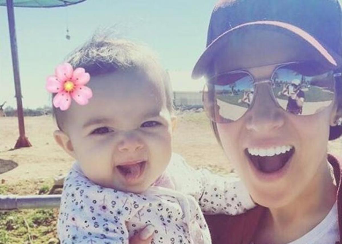 Καλομοίρα: Η κόρη της Αναστασία Καλομοίρα αντιγράφει το λουκ της![vid]