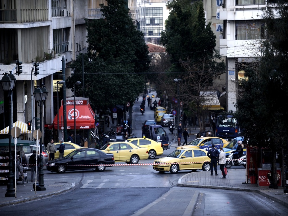 Κυκλοφοριακές ρυθμίσεις στην οδό Σταδίου λόγω έργων