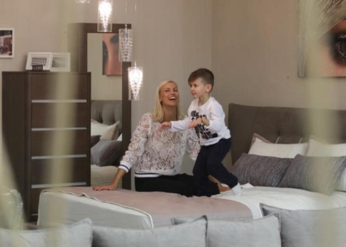 Βάσω Κολλιδά: Ψώνια με τα παιδιά της και φθινοπωρινή ανανέωση στο σπίτι!