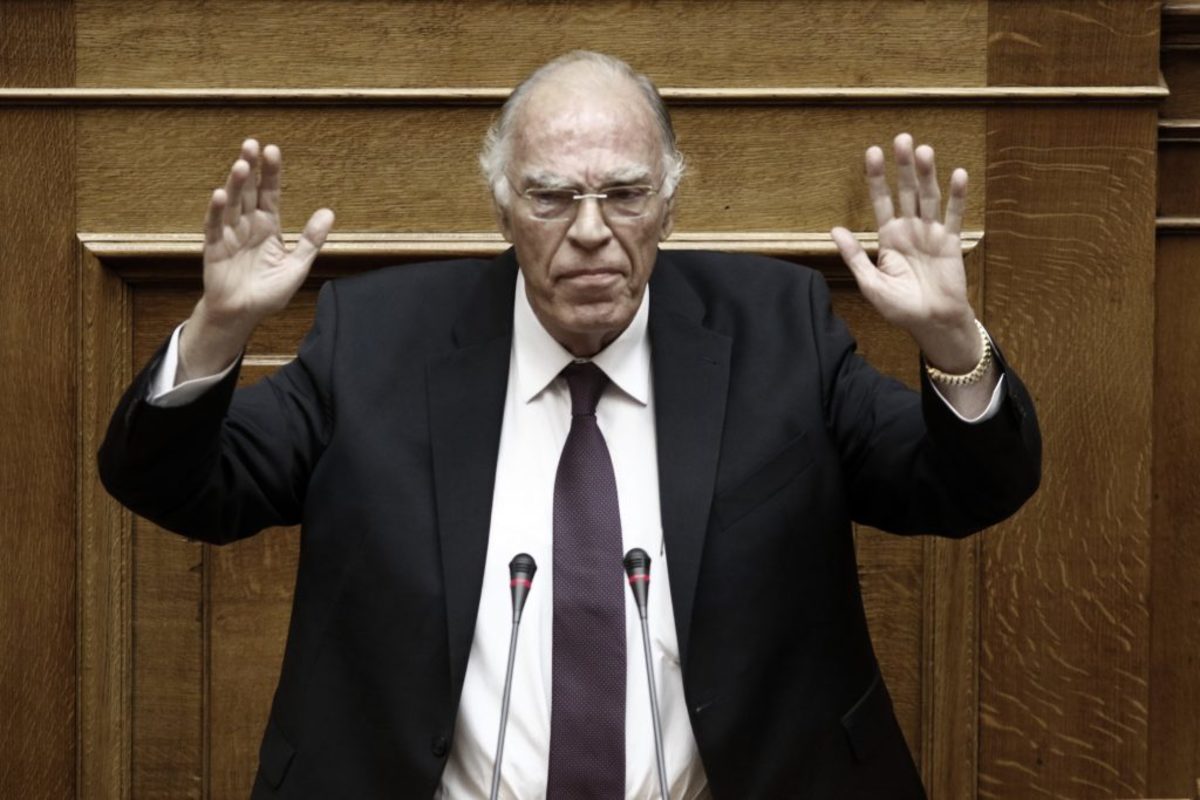 Λεβέντης: Πάω για παραίτηση! Κόβω την καλημέρα στον Παυλόπουλο