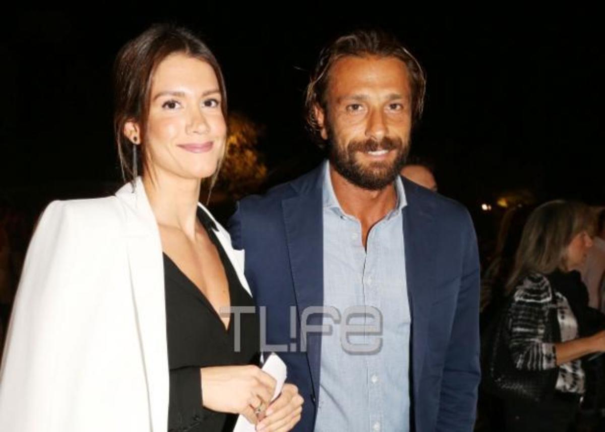 Γιάννης Μαρακάκης – Νίκη Θωμοπούλου: Βραδινή έξοδος στο Ηρώδειο για το όμορφο ζευγάρι! [pics]