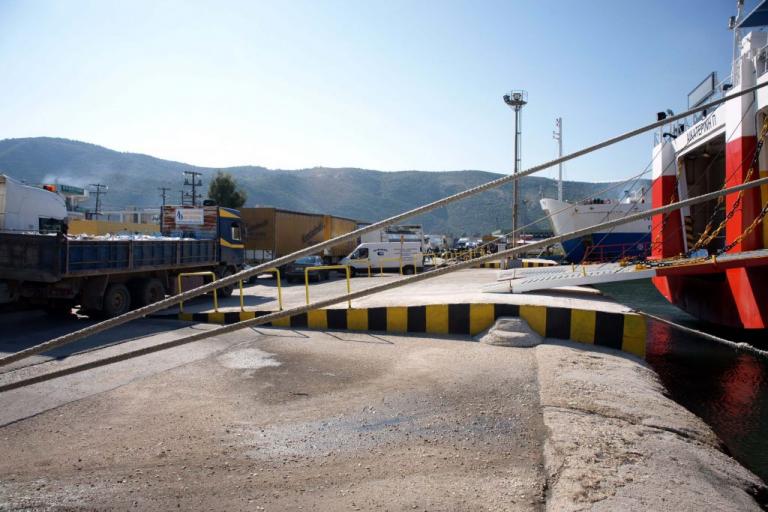 Δεμένα τα πλοία σε Κέρκυρα και Ηγουμενίτσα λόγω της 48ωρης απεργίας των ναυτεργατών