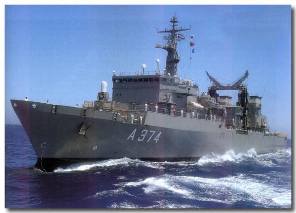 Οι γιατροί του Πολεμικού Ναυτικού σε αποστολή στο Αιγαίο [pics]