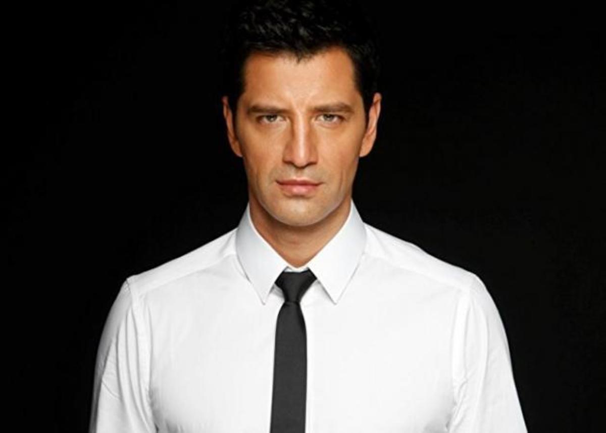 Σάκης Ρουβάς: Η ανατρεπτική συνεργασία που δεν περίμενε κανείς!