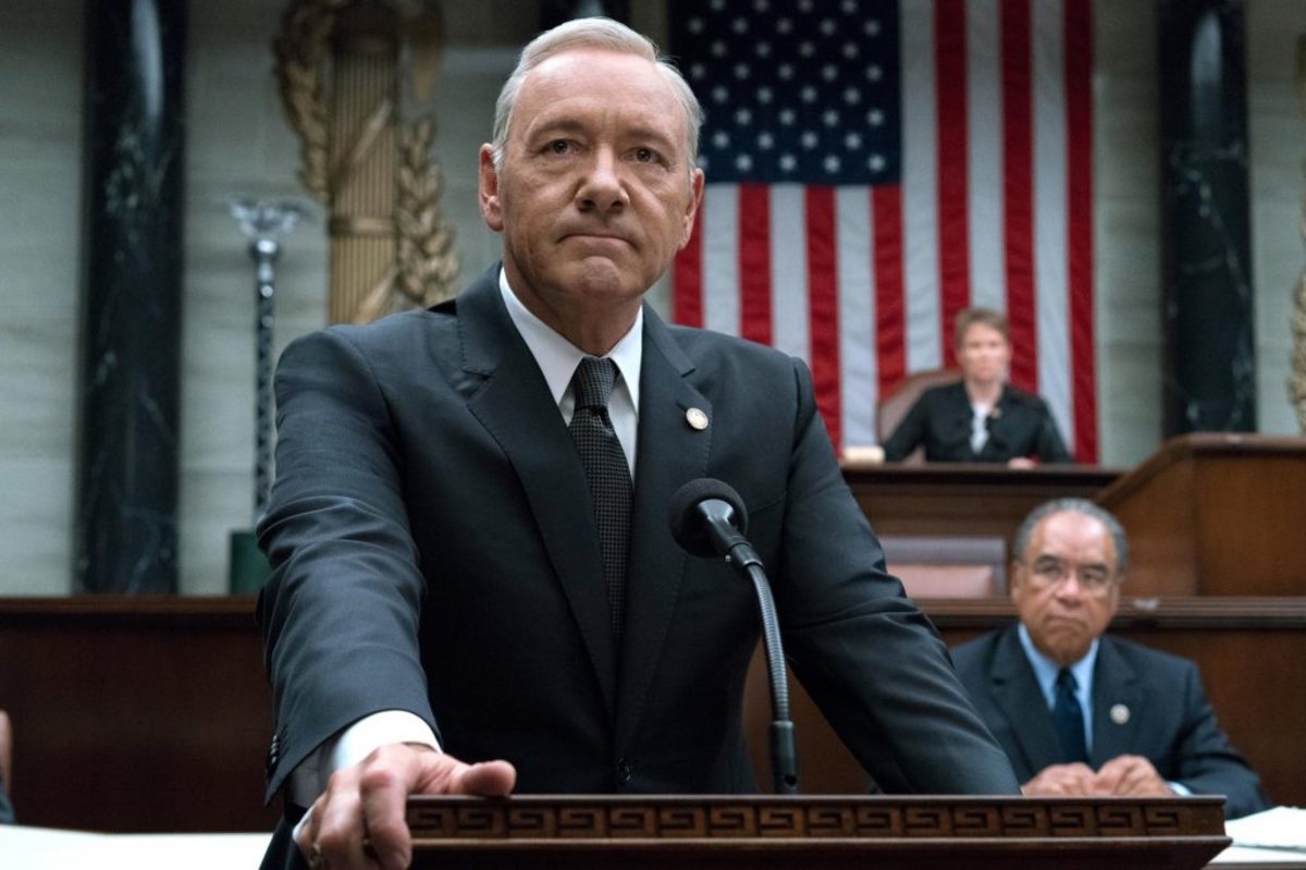 “Βόμβα” από το Netflix: Τέλος το House of Cards, μετά τις κατηγορίες σε βάρος του Κέβιν Σπέισι!