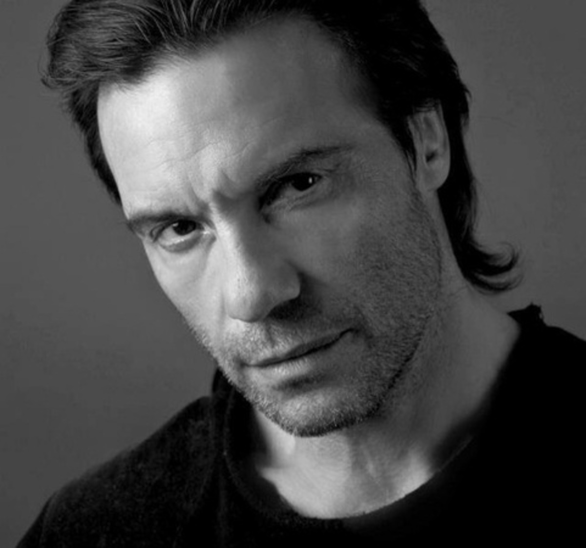 Στράτος Τζώρτζογλου: Γιατί πήγε στο Άγιο Όρος, μετά τις ρομαντικές διακοπές με την αγαπημένη του; [pic]