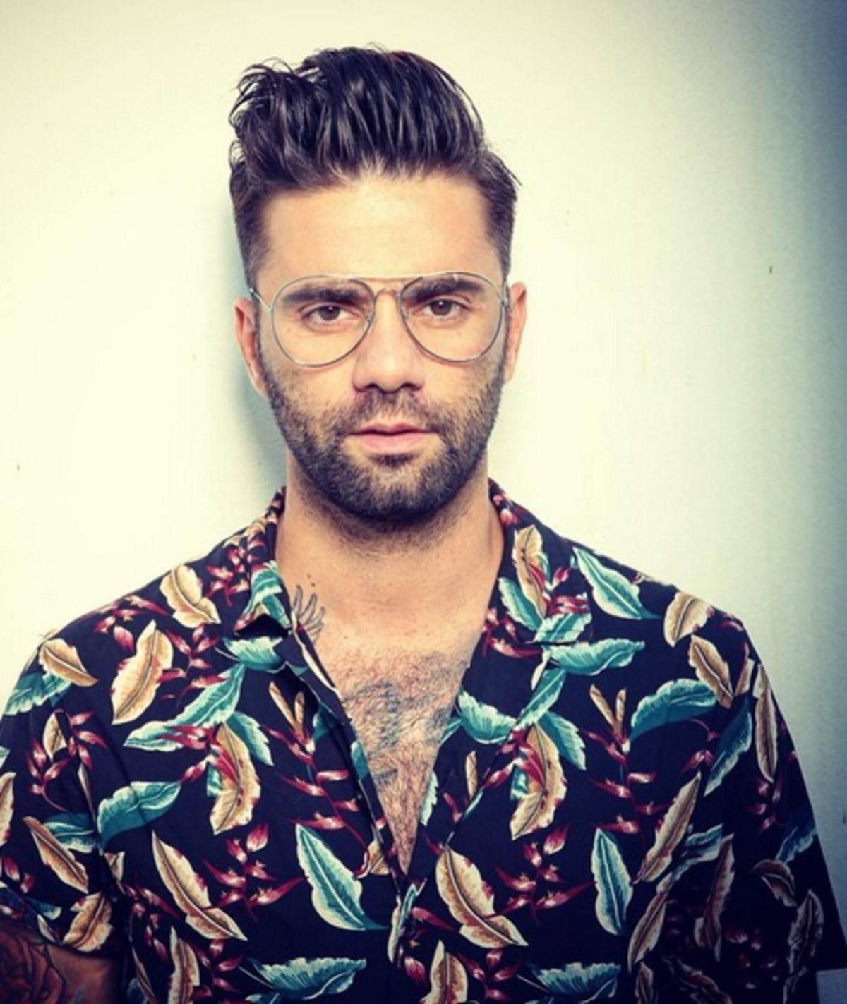 Θοδωρής Μαραντίνης: Η φωτογραφία από τα παιδικά του χρόνια με τη νεογέννητη αδερφή του και την αγαπημένη τους Ρόζα!