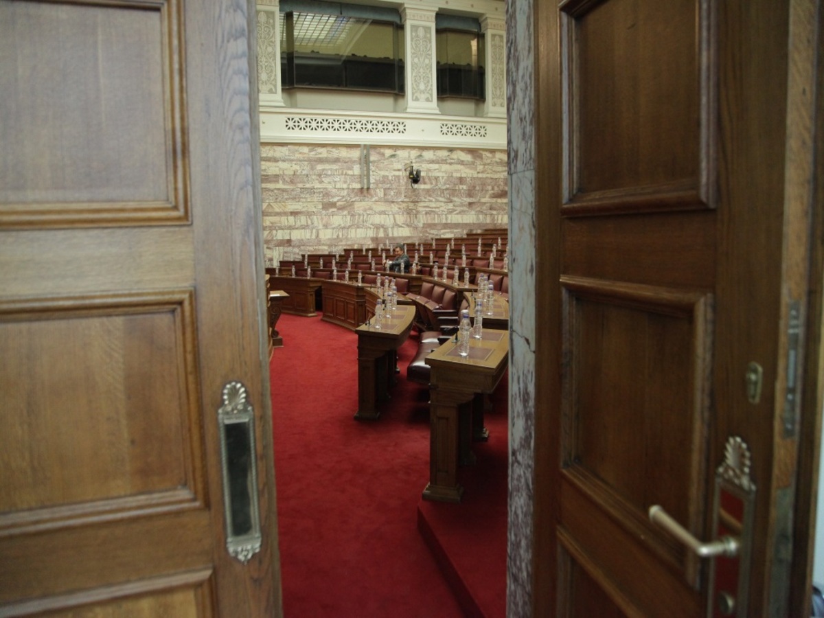 Άγιο Όρος για αλλαγή φύλου στα 15: Αν δεν αντιδράσουμε, θα σηκωθούν οι πρόγονοι μας από τους τάφους τους
